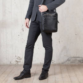 Arden Black