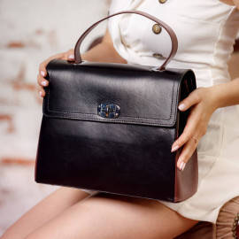 Astrey Black/Burgundy