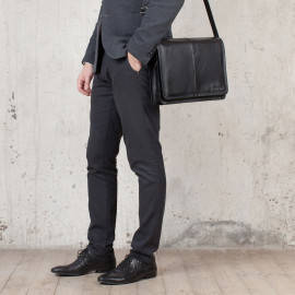 Chestnut Black