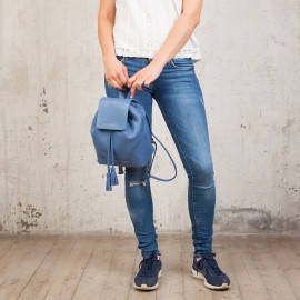 Clare Blue