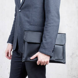 Crosby Black