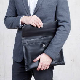 Crosby Black