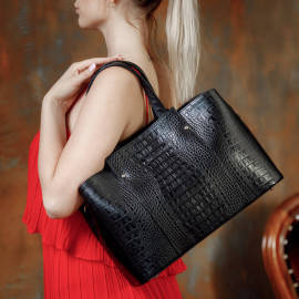 Dovey Black