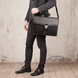 Farington Black