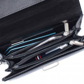 Foxcote Black