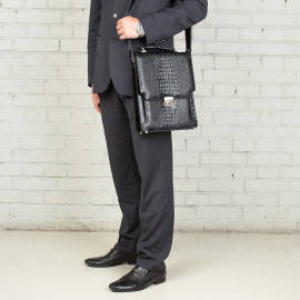 Gilbert Black Caiman