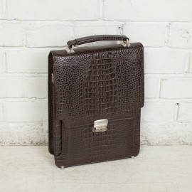Gilbert Brown Caiman
