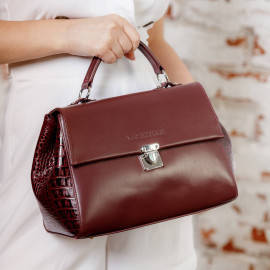 Ketch Burgundy