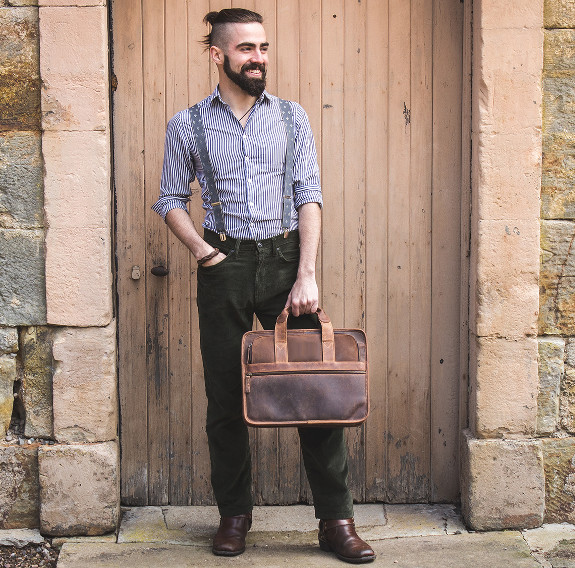 Мужская коричневая кожаная сумка